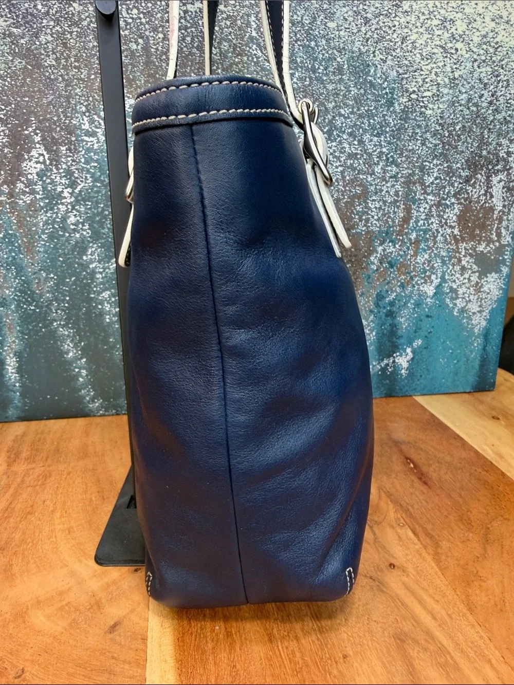 Coach Vintage 2005 Coastal Hampton Leather Tote Navy/White‎ Satchel (VGUC)